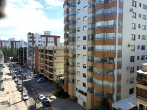Apartamento em Zona Nova