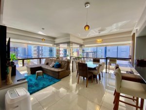 Apartamento em Zona Nova